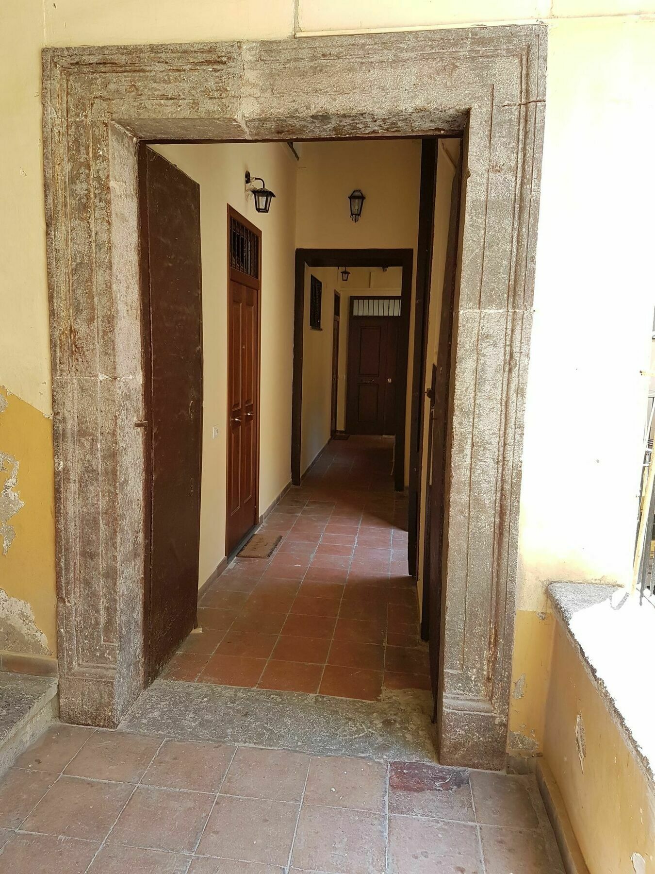 Sanbiagio, 25 Guesthouse เนเปิลส์ ภายนอก รูปภาพ